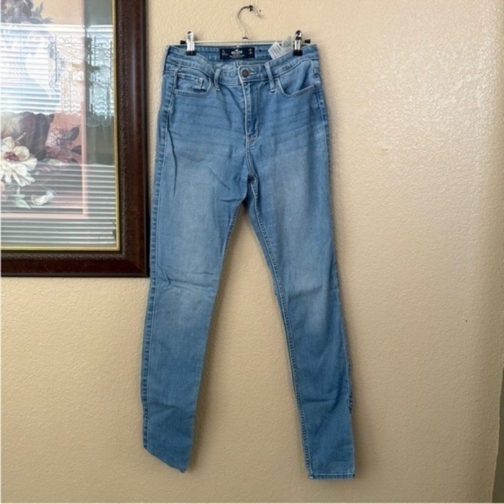 Hollister High Rise Super Skinny Jeans Size W28 L 30